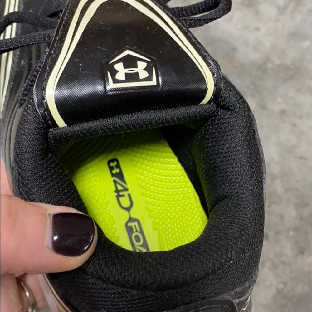 Under Armour Black Glyde IV ST CC Softball Cleat Shoe Size 7.5 NEW - Picture 5 of 11